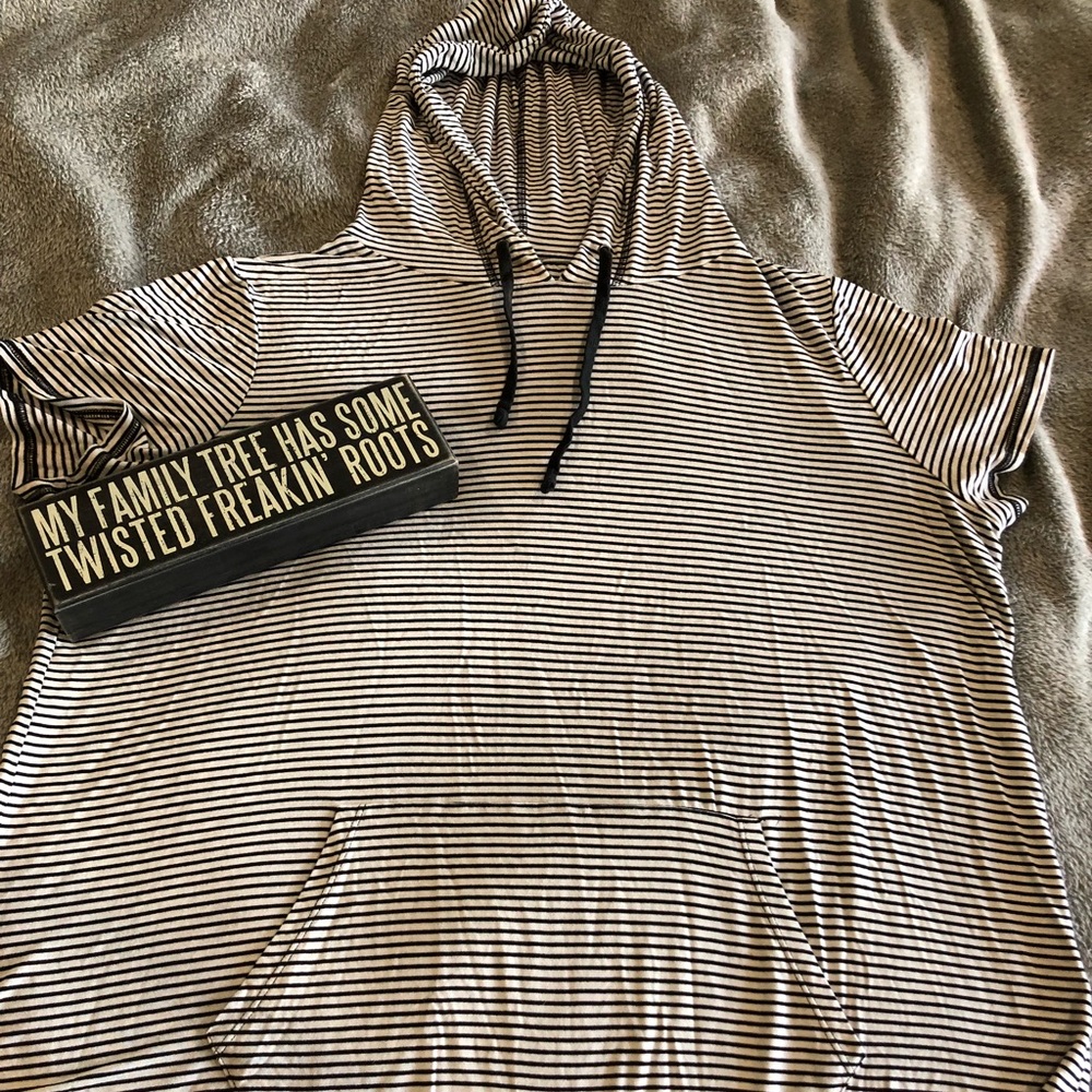 2 for $20 Sunday from dress barn hooded t-shirt